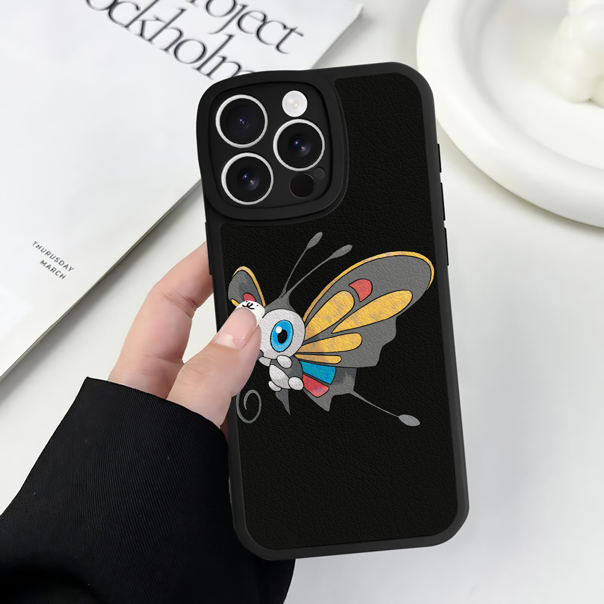 （画像用） ポケットモンスター Pokémon 【iPhone 16シリーズ対応】シリコンスマホケース（レザー調） 材質：シリコン
